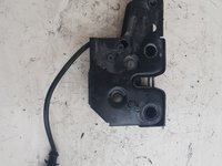 Broasca capota de pe trager Skoda Roomster / Skoda Fabia 2 cod 5j0823509a