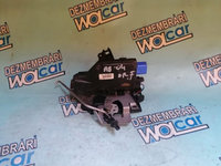 Broasca dreapta fata Audi A8 2004 COD:4E1837016