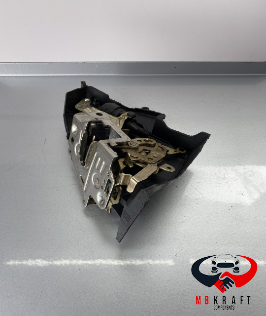 Broasca dreapta spate A2027300635 A 202 730 06 35 Mercedes-Benz C-Class W202/S202 [1993 - 1997] Sedan