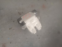 Broasca haion portbagaj Ford Focus 2 Combi cod 3M51-R442A66-CA