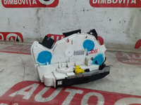 BROASCA (INCUIETOARE) USA DREAPTA SPATE SEAT IBIZA IV 2011 OEM:6J0839016D.