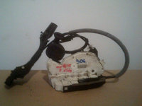 Broasca, incuietoare usa spate dreapta VW Golf 6, cod 5K4839016H