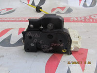 BROASCA (INCUIETOARE) USA STANGA SPATE AUDI A6 C6 2006 OEM:4F0839015A.