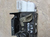 Broasca / incuietoare usa stanga spate Citroen Xsara an 2003 (mufa cu 5 pini)