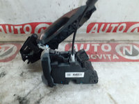 BROASCA (INCUIETOARE) USA STANGA SPATE HYUNDAI i20 II 2015 OEM:81410-C8020.