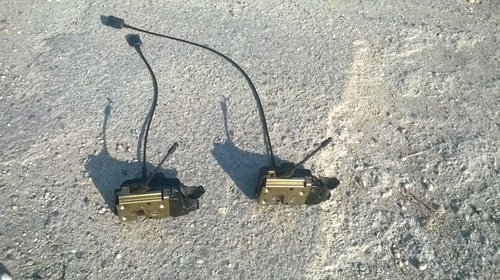 Broasca incuietoare usa stg fata renault megane 2, berlina,combi,coupe