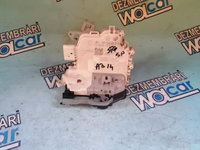 Broasca stanga spate Audi A3/Q5/A5 COD:8K0839015E