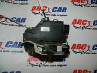 Broasca usa dreapta fata Audi A6 4B C5 cod: 4B1837016G model 2002