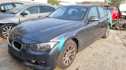 Broasca usa dreapta fata BMW F30 2013 berlina 2.0 d