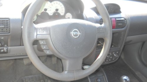 Broasca usa dreapta fata Opel Corsa C 2001 2 USI 1,2