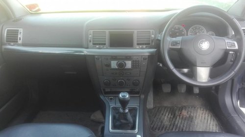 Broasca usa dreapta fata Opel Vectra C 2005 berlina 1.9cdti