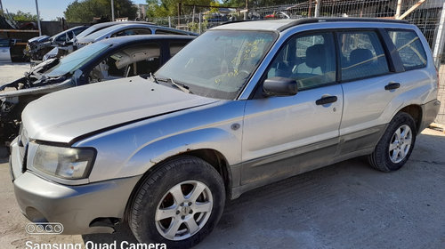 Broasca usa dreapta fata Subaru Forester 2004 SUV 2.0 benzina