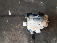 Broasca Usa Dreapta Fata Volkswagen Passat B6, cod:3C2837016A