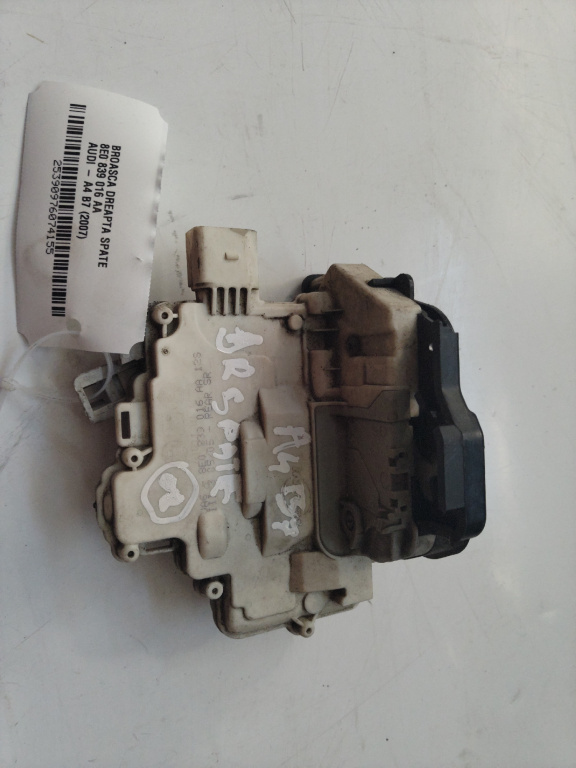 Broasca usa dreapta spate Audi A4 B7 an 2007 cod piesa 8E0839016AA