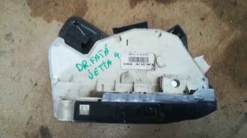 Broasca usa dreapta fata VW Jetta 4 din 2009 