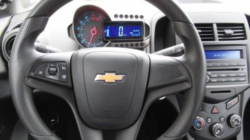 Broasca usa stanga fata Chevrolet Aveo 2012 Hatchback 1.2