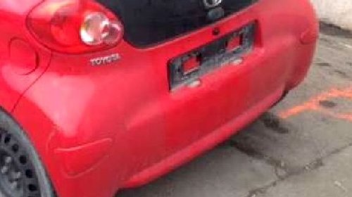 Broasca usa stanga fata Toyota Aygo 2009 hatchback 1.0