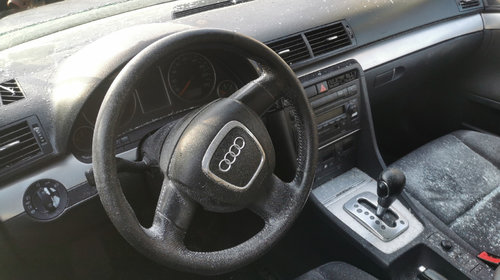 Broasca usa stanga spate Audi A4 B7 2006 avant 2.5 tdi euro4