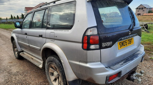 Broasca usa stanga spate Mitsubishi Pajero 2005 shogun sport 2.5 TD