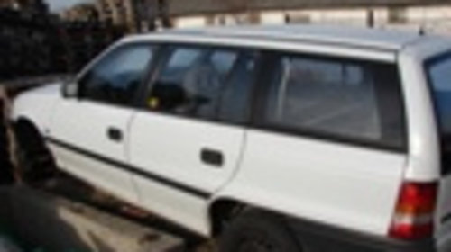 Broasca usa stanga spate Opel Astra F [1991 - 1994] wagon 1.6 MT (75 hp) (51_ 52_) 1.6i