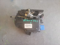 Broasca usa stanga spate Skoda Octavia 2 1.6 benzina 102 cai cod motor BGU an 2007 cod 7l0839015