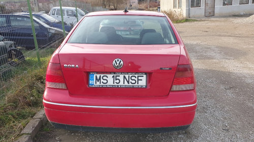Broasca usa stanga spate Volkswagen Bora 2003 Berlină 1.4 Benzină