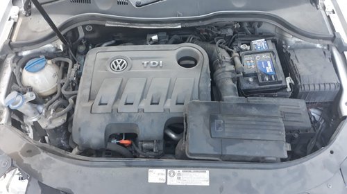 Broasca usa stanga spate VW Passat B7 2012 berlina 2.0 tdi