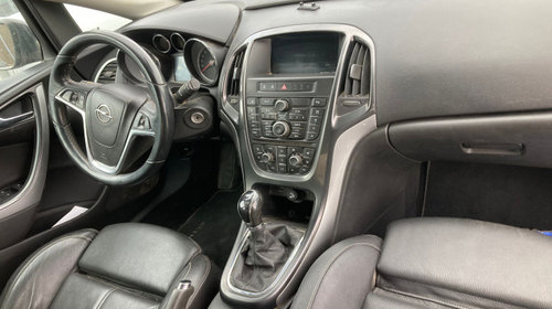 Buson rezervor Opel Astra J [facelift] [2012 - 2018] Sports Tourer wagon 5-usi 1.6 CDTI ecoFLEX MT (136 hp) volan stanga ⭐⭐⭐⭐⭐