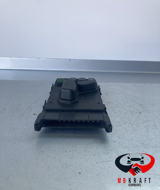 Butoane control scaun dreapta A163820231