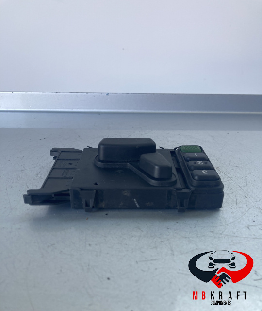 Butoane control scaun dreapta A163820231