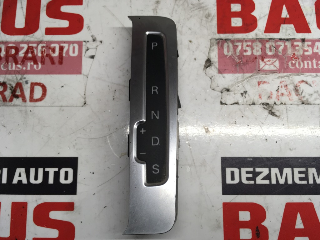 Butoane indicator cutie automata Audi A5 cod: 8k27134633q7