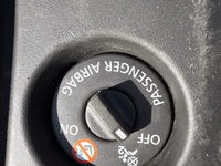 Buton airbag Renault Megane IV (2015- prezent) oricare 681995290R