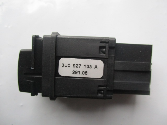 BUTON ASR COD 3U0927133A SKODA SUPERB 1 