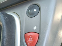 Buton avarie și buton închidere Renault Megane