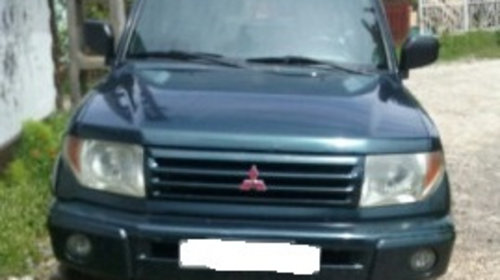 BUTON AVARIE MITSUBISHI PAJERO PININ FAB. 1999 – 2007 ⭐⭐⭐⭐⭐