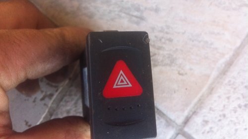 Buton avarii Passat si Golf