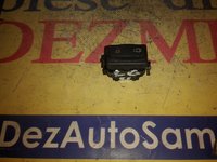 Buton blocare usi Renault laguna 2 cod 002446b