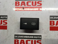 Buton blocare usi Skoda Fabia 2 cod: 5j0962125