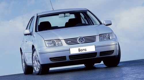 Buton capac cotiera partea superioara Volkswagen Bora ( fabricatie 1999-2005)