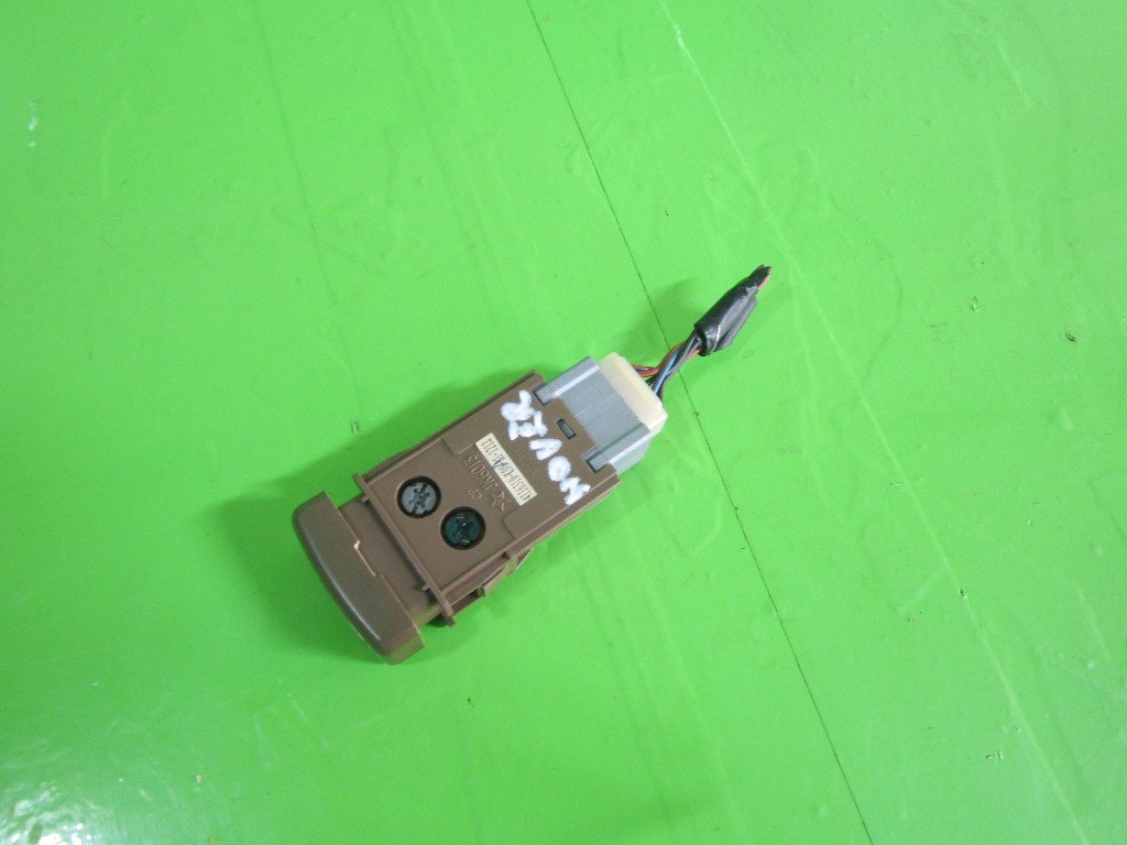 BUTON / COMANDA PROIECTOARE GWM HOVER FA
