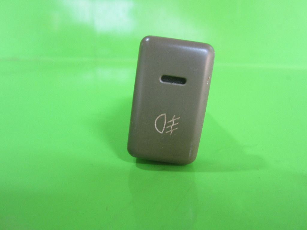 BUTON / COMANDA PROIECTOARE GWM HOVER FAB. 2005 – 2008 ⭐⭐⭐⭐⭐