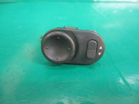 BUTON / COMANDA REGLAJ OGLINZI COD 09226861 OPEL CORSA C FAB. 2000 – 2009 ⭐⭐⭐⭐⭐