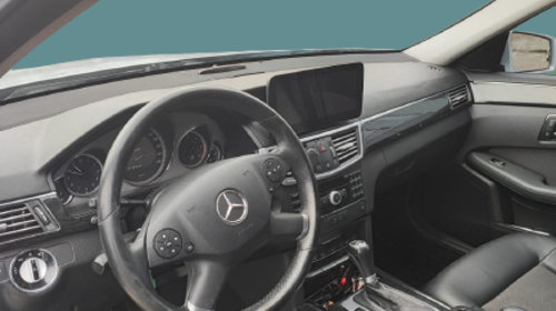 Buton i-drive / Joystick navigatie Cod: A2128701551 A2128701851 A2044420368 Mercedes-Benz E-Class W212 [2009 - 2013] Sedan E 220 CDI BlueEfficiency 5G-Tronic (170 hp)