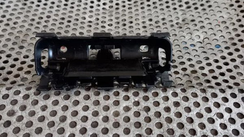 Buton Switch Actuator Deschidere Haion Haion Bmw Seria 1 F40 G30 G31 Cod 7381867 Dupa 2017 - Dezmembrari Arad