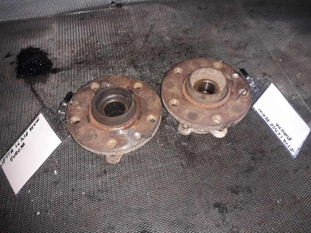 Butuc Cu Rulment Fata VW Jetta 1.6mpi tip motor BSE