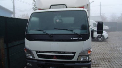 Cabina mitsubishi canter an 2007