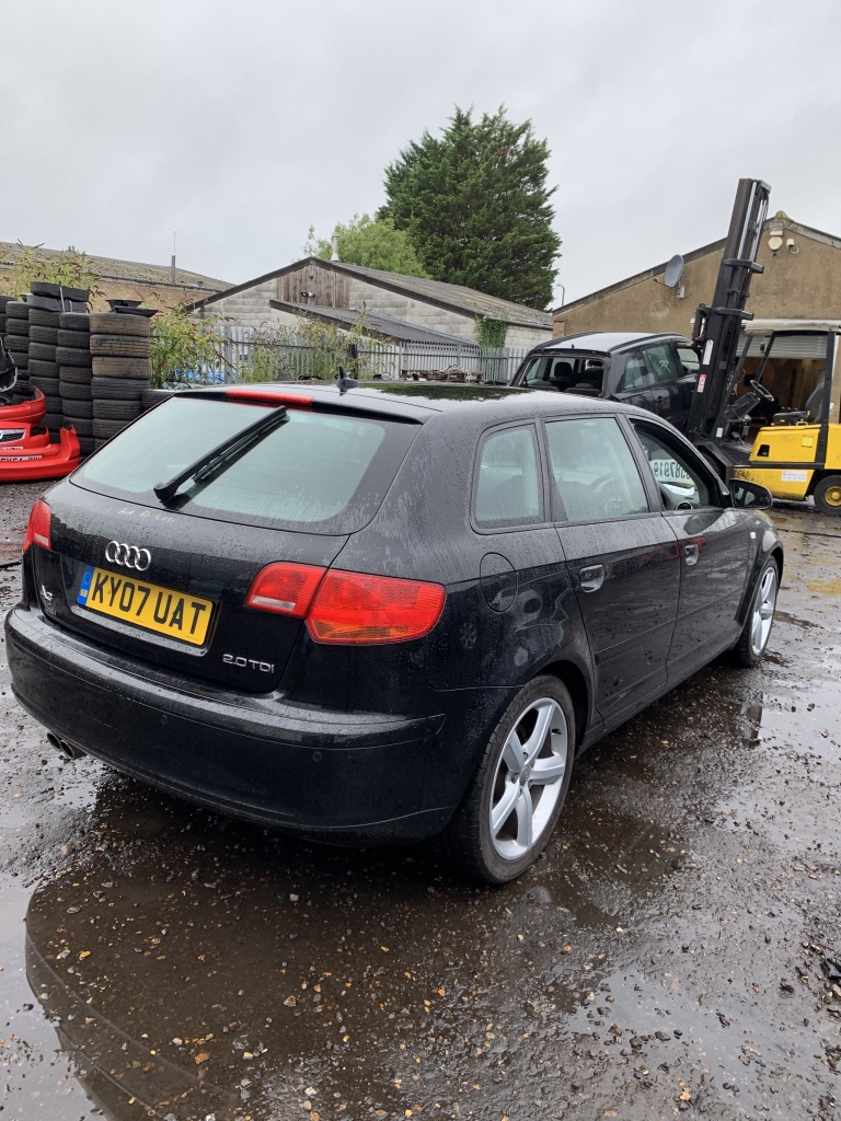 Cadru motor Audi A3 8P 2007 Hatchback 2.