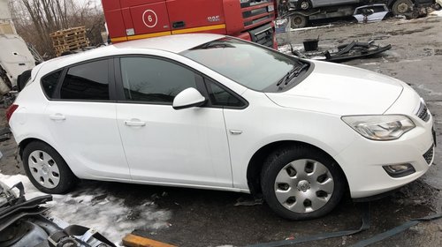 Cadru motor Opel Astra J 2011 Hatchback 1.3 CDTi