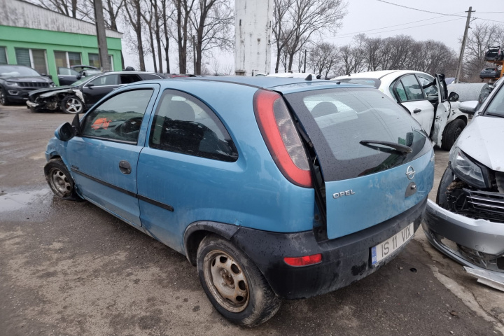 Cadru motor Opel Corsa C 2002 hatchback 