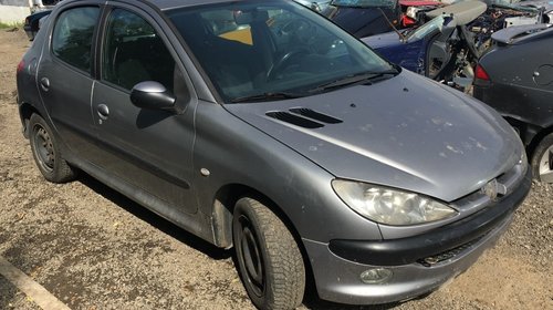 Cadru motor Peugeot 206 2004 HATCHBACK 1.4 55